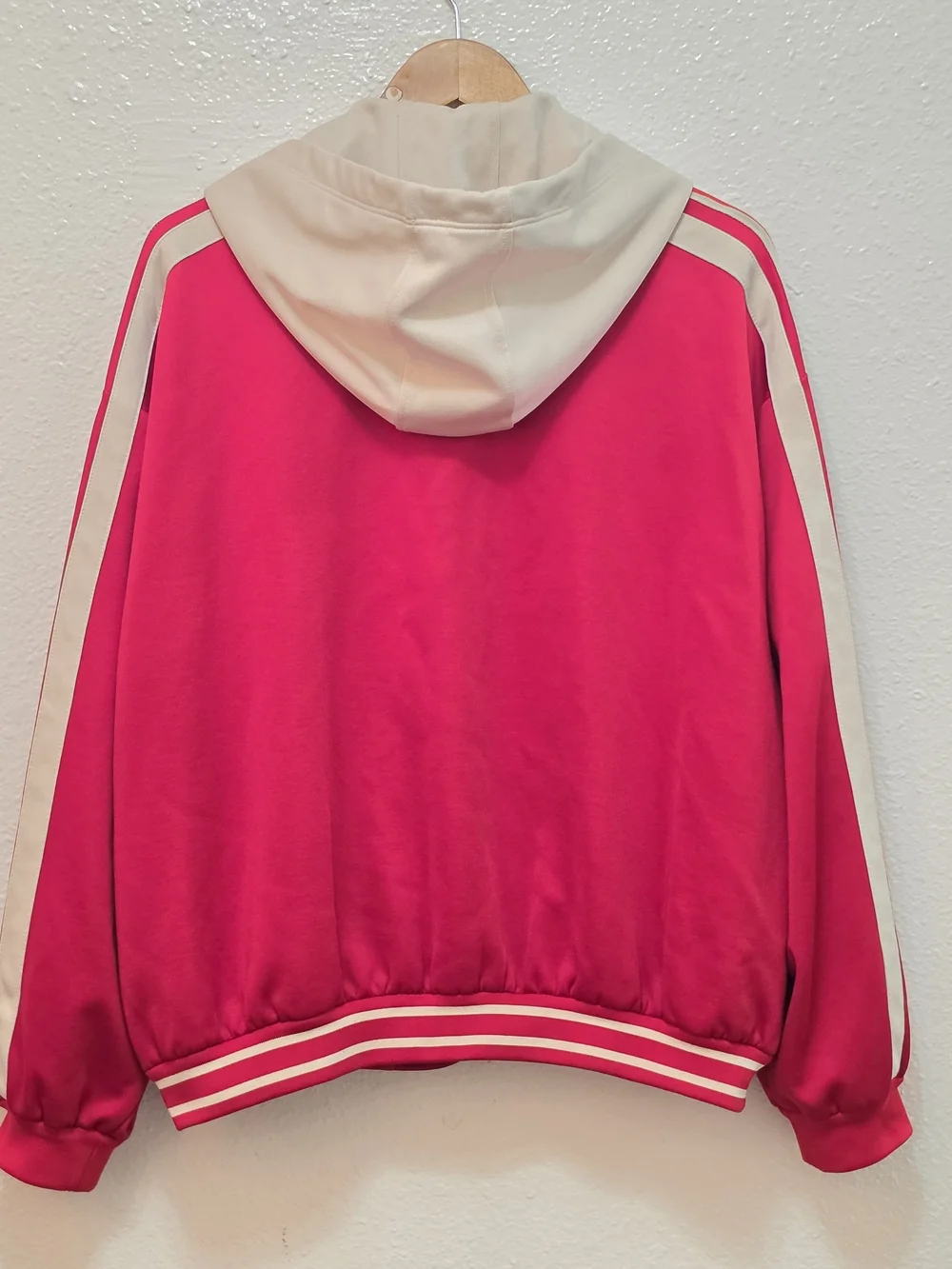 Gucci Red and Cream Logo-Trim Bomber Hoodie